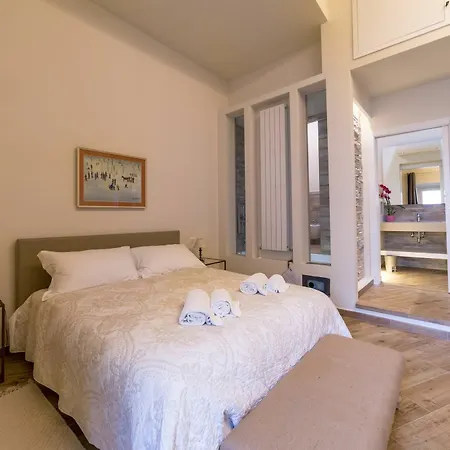 Luxurious In Santa Maria Apartment Florence