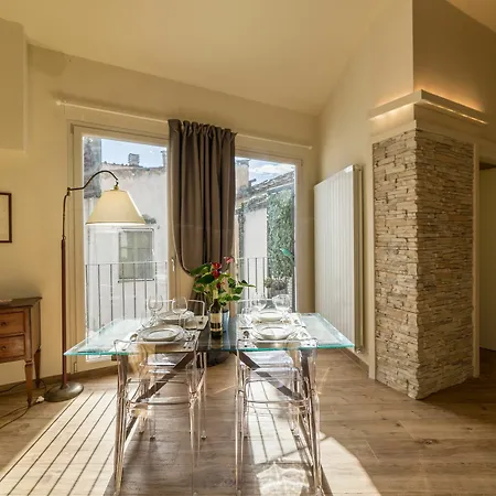 Luxurious In Santa Maria Apartment *
